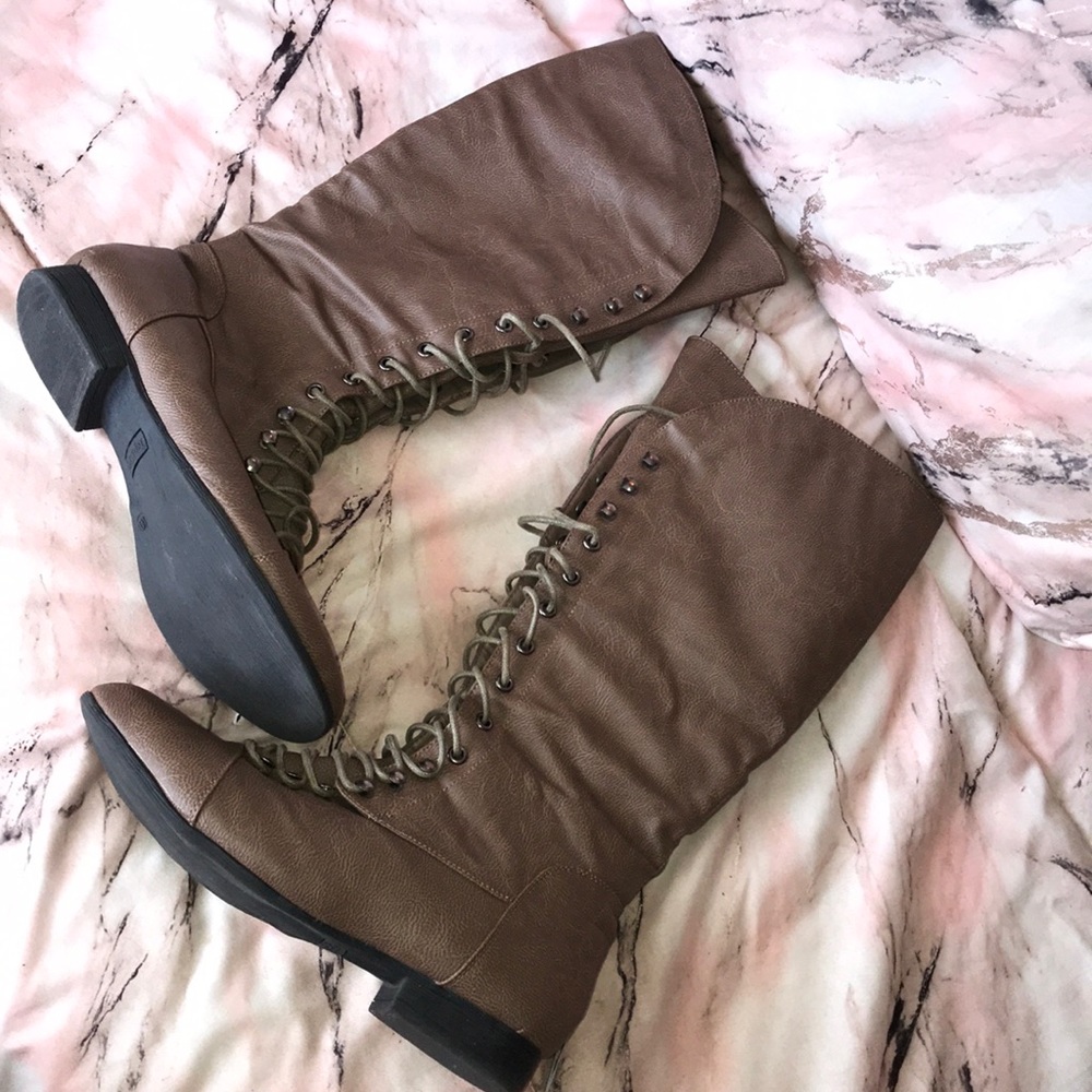 Ash Brown Calf Lace up Boots